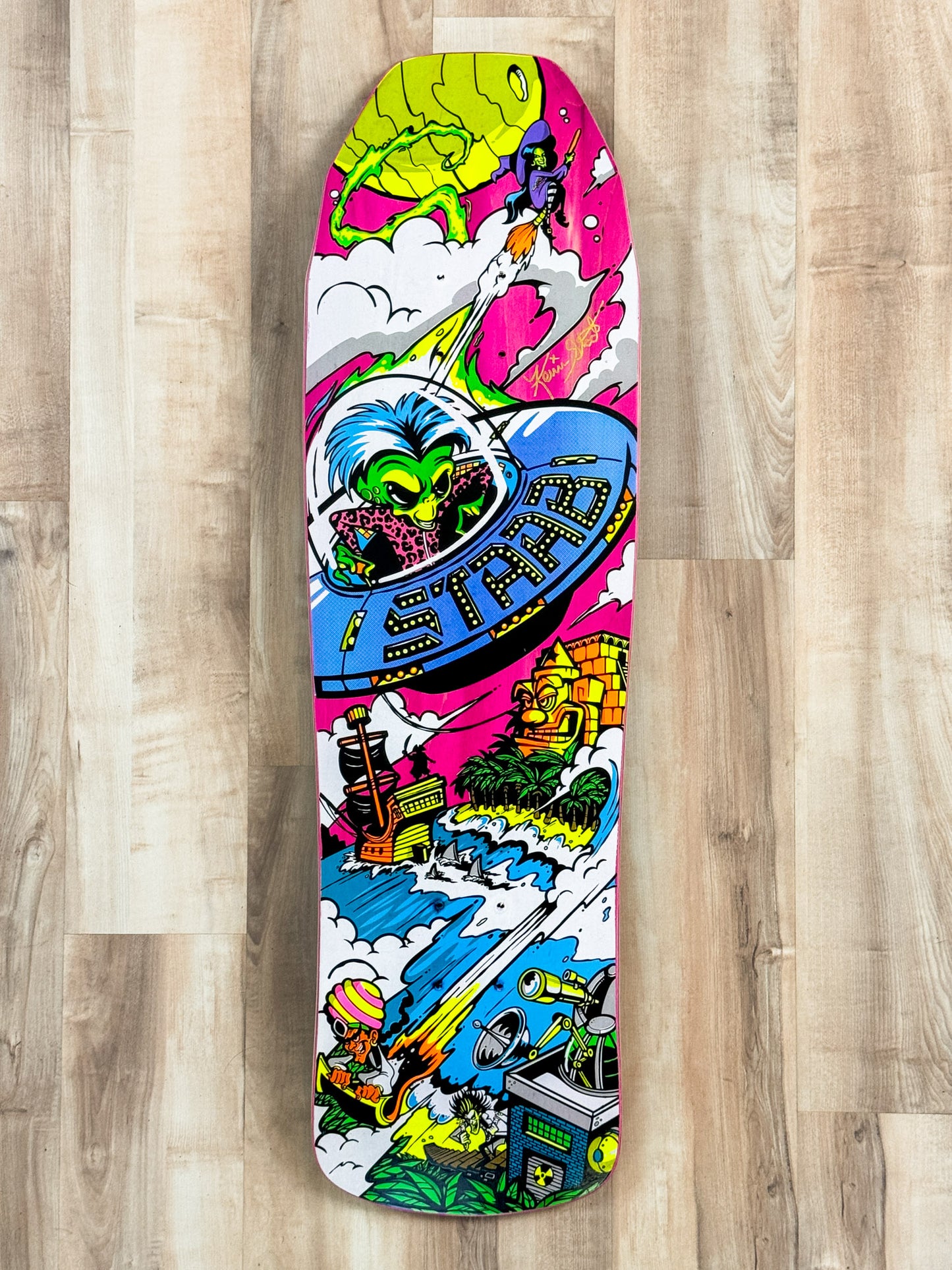 Limited Edition Staab Alien (New) Deck